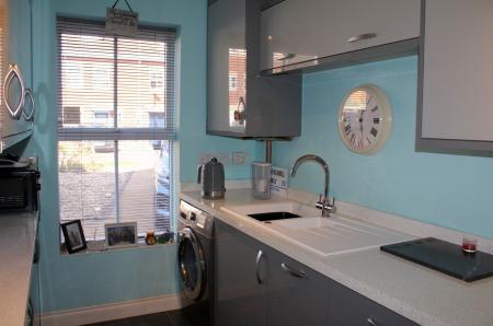3 bedroom Terraced House for sale in Kingfisher Close, Scawby Brook, DN20