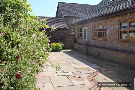 3 bedroom Detached house for sale in Fox Covert, Hibaldstow, DN20