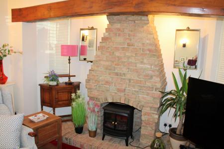 3 bedroom Detached house for sale in Fox Covert, Hibaldstow, DN20