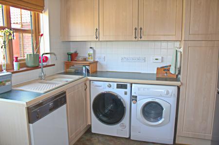 3 bedroom Detached house for sale in Fox Covert, Hibaldstow, DN20