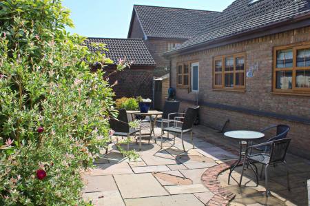 3 bedroom Detached house for sale in Fox Covert, Hibaldstow, DN20