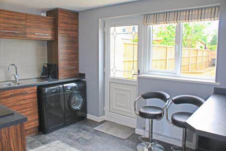 2 bedroom Semi-detached house for sale in York Road, Brigg, DN20