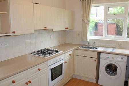 2 bedroom Detached bungalow for sale in Barley Close, Hibaldstow, DN20