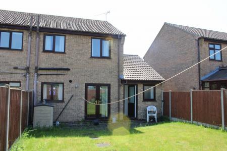 3 bedroom Semi-detached house for sale in Maple Close, Brigg, DN20