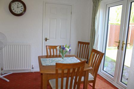3 bedroom Semi-detached house for sale in Maple Close, Brigg, DN20