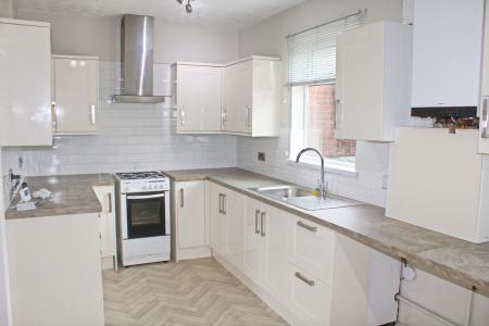 3 bedroom Semi-detached house for sale in Mill Lane, Broughton, DN20