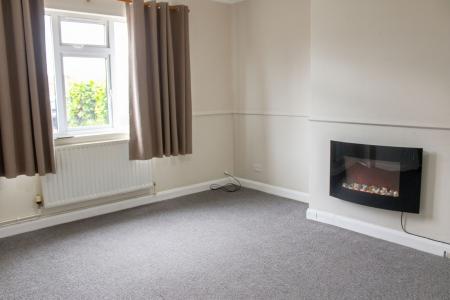 3 bedroom Semi-detached house for sale in Mill Lane, Broughton, DN20