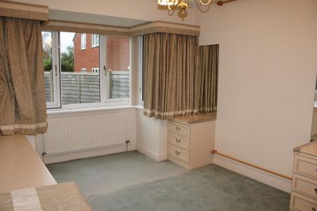 3 bedroom Detached bungalow for sale in Bakersfield, Wrawby, DN20