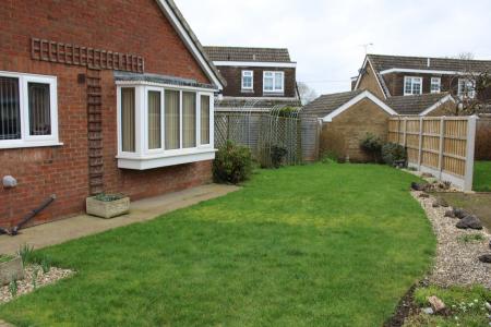 3 bedroom Detached bungalow for sale in Bakersfield, Wrawby, DN20