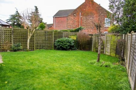 3 bedroom Detached bungalow for sale in Bakersfield, Wrawby, DN20