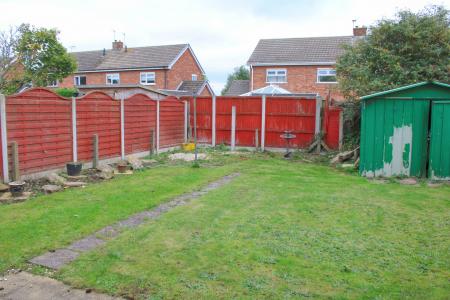 3 bedroom Semi-detached house for sale in South View Avenue, Brigg, DN20