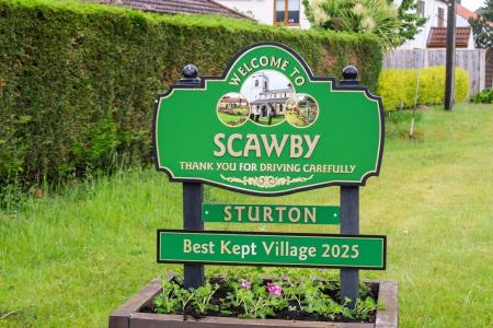 2 bedroom Semi-detached house for sale in Station Road, Sturton, DN20