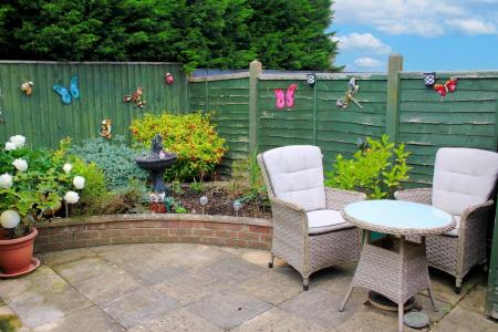 1 bedroom Property for sale in Waters Edge, Scawby Brook, DN20