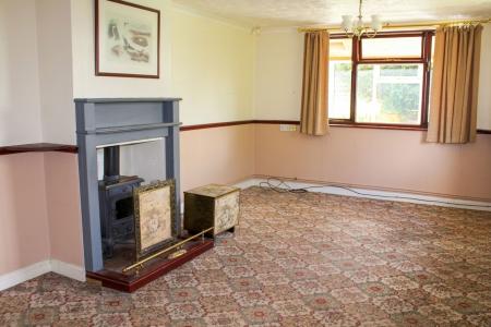 2 bedroom Detached bungalow for sale in Navigation Lane, Caistor, LN7