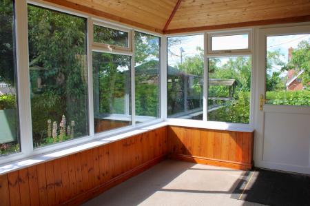 2 bedroom Detached bungalow for sale in Navigation Lane, Caistor, LN7