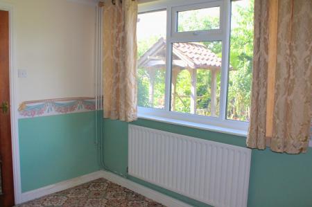 2 bedroom Detached bungalow for sale in Navigation Lane, Caistor, LN7