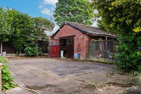 2 bedroom Detached bungalow for sale in Navigation Lane, Caistor, LN7