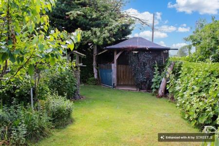 2 bedroom Detached bungalow for sale in Navigation Lane, Caistor, LN7