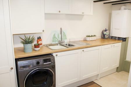 3 bedroom Detached house for sale in Mill Lane, Caistor, LN7