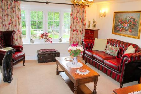 3 bedroom Detached house for sale in Mill Lane, Caistor, LN7