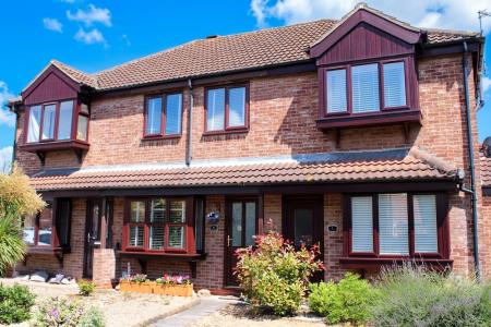 2 bedroom Terraced House for sale in Waters Edge, Scawby Brook, DN20