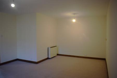 1 bedroom Semi-detached bungalow to let in Worlaby, Brigg, DN20