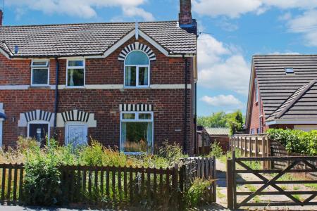 3 bedroom Semi-detached house for sale in Low Road, Worlaby, DN20
