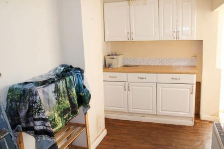 3 bedroom Semi-detached house for sale in Low Road, Worlaby, DN20