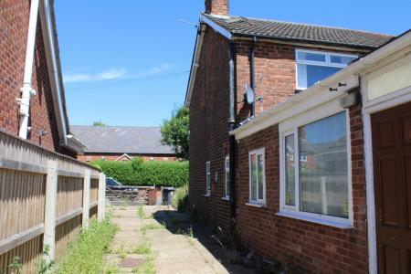 3 bedroom Semi-detached house for sale in Low Road, Worlaby, DN20