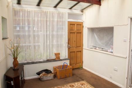 3 bedroom Semi-detached house for sale in Low Road, Worlaby, DN20