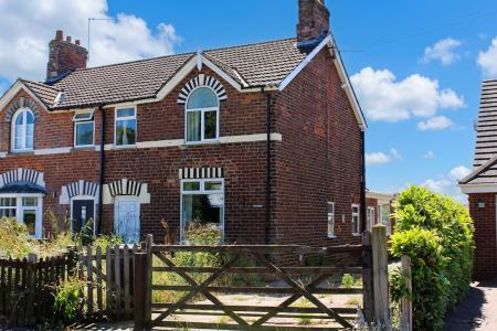 Low Road, Worlaby, DN20