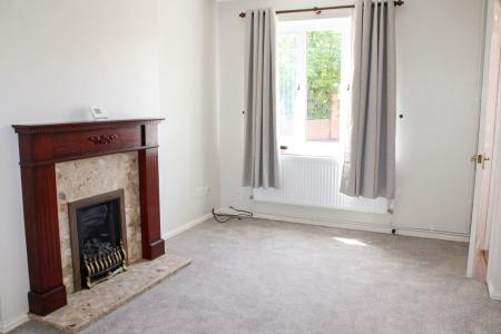 2 bedroom Semi-detached house to let in Waters Edge, Scawby Brook, DN20