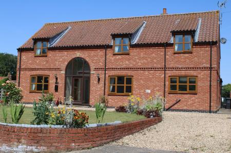 4 bedroom Detached house for sale in South Street, North Kelsey, LN7