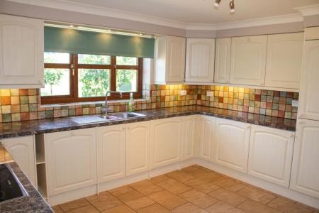 4 bedroom Detached house for sale in South Street, North Kelsey, LN7