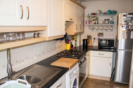3 bedroom End of terrace house for sale in Swift Drive, Scawby Brook, DN20
