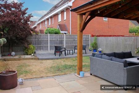3 bedroom End of terrace house for sale in Swift Drive, Scawby Brook, DN20