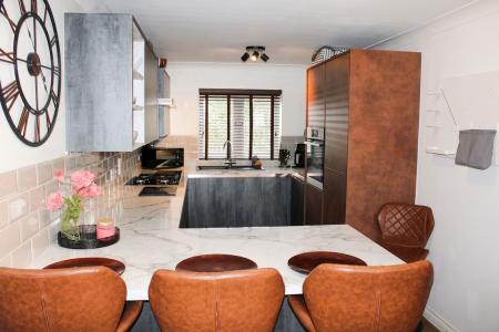 3 bedroom End of terrace house for sale in Swift Drive, Scawby Brook, DN20