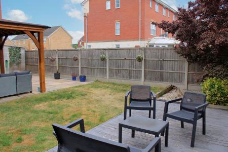 3 bedroom End of terrace house for sale in Swift Drive, Scawby Brook, DN20