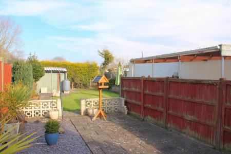 3 bedroom Semi-detached house for sale in East Parade, Brigg, DN20