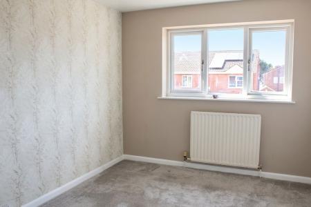 2 bedroom Terraced House for sale in Mallard Drive, Caistor, LN7