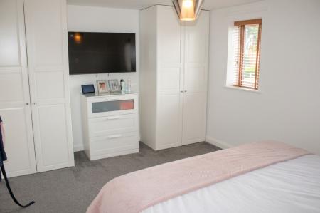 3 bedroom Semi-detached house for sale in Glebe Road, Brigg, DN20