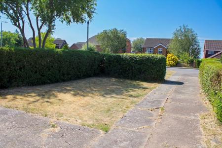 3 bedroom Semi-detached house for sale in Bigby High Road, Brigg, DN20