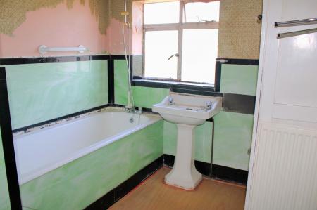 3 bedroom Semi-detached house for sale in Bigby High Road, Brigg, DN20