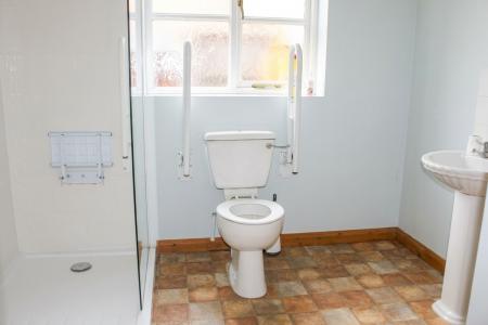 3 bedroom Detached bungalow for sale in Cadney, Brigg, DN20