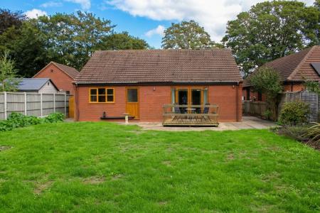 3 bedroom Detached bungalow for sale in Cadney, Brigg, DN20
