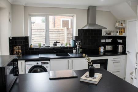 3 bedroom Detached house for sale in Churchill Avenue, Brigg, DN20