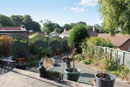 3 bedroom Semi-detached house for sale in Cherry Holt, Caistor, LN7