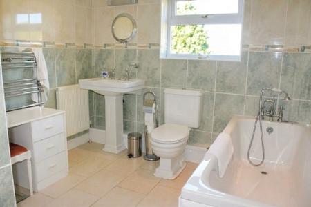 3 bedroom Semi-detached house for sale in Cherry Holt, Caistor, LN7