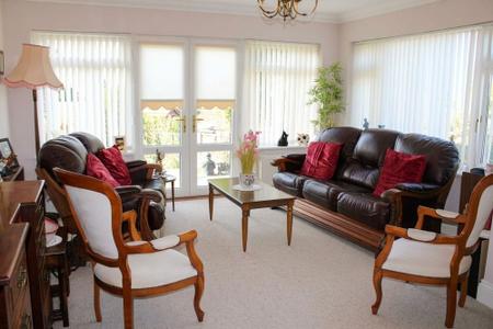 3 bedroom Semi-detached house for sale in Cherry Holt, Caistor, LN7