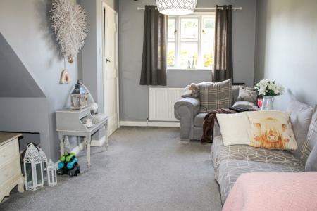 2 bedroom End of terrace house for sale in Elwes Street, Brigg, DN20
